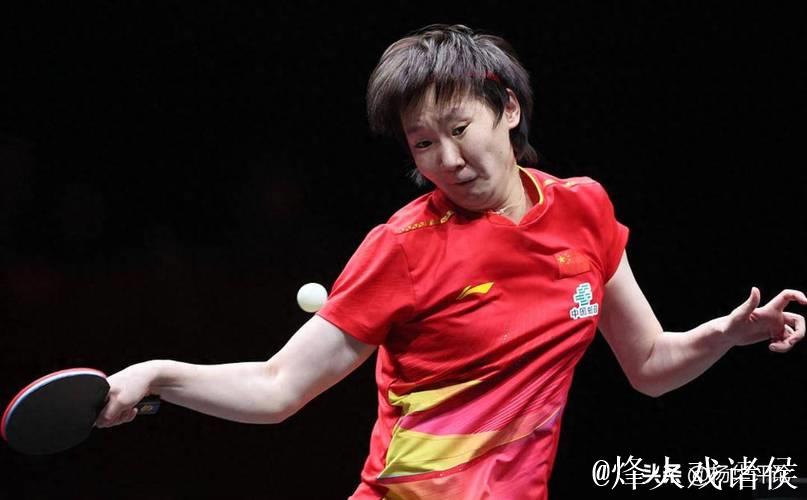 王曼昱越来越像护台之神张怡宁，邓亚萍犀利指出她比蒯曼强在哪里